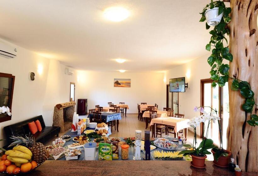 Отель Agriturismo Salmarina