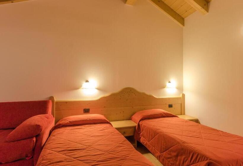 فندق Albergo Al Fontanin