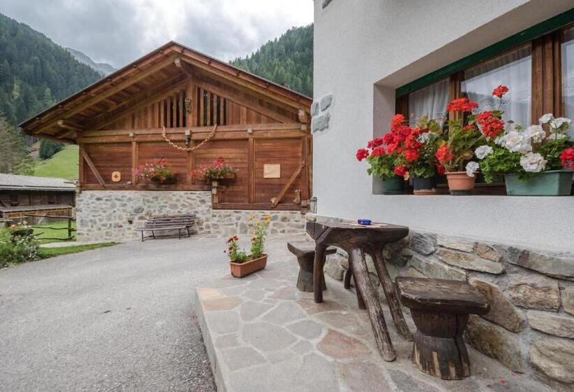 فندق Albergo Al Fontanin