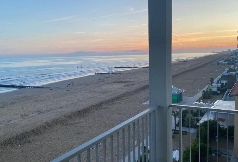 Отель Villa Garda