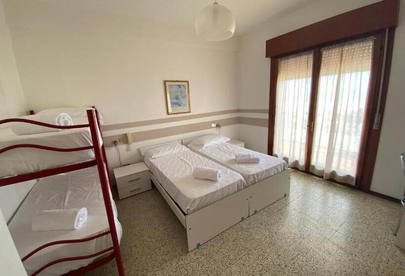 Отель Villa Garda