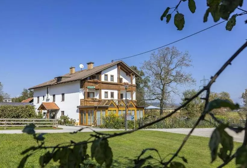 ホテル Bauernhof Pension Hofmayer
