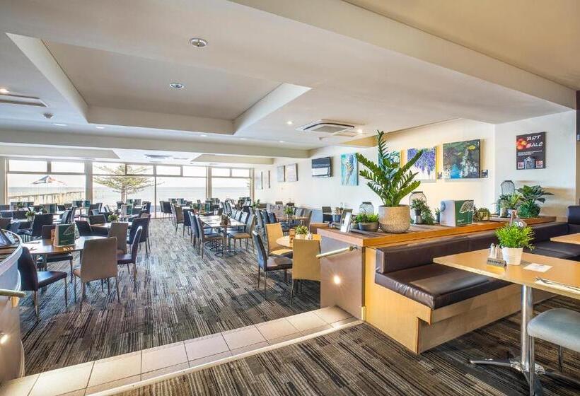 Esplanade Hotel Adelaide