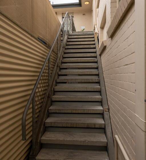 Esplanade Hotel Adelaide