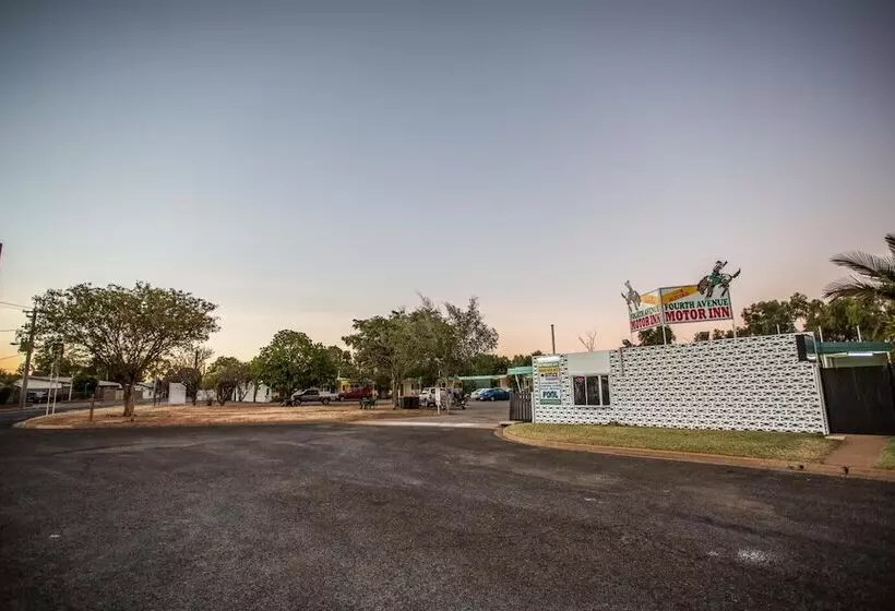مُتل Fourth Avenue Motor Inn