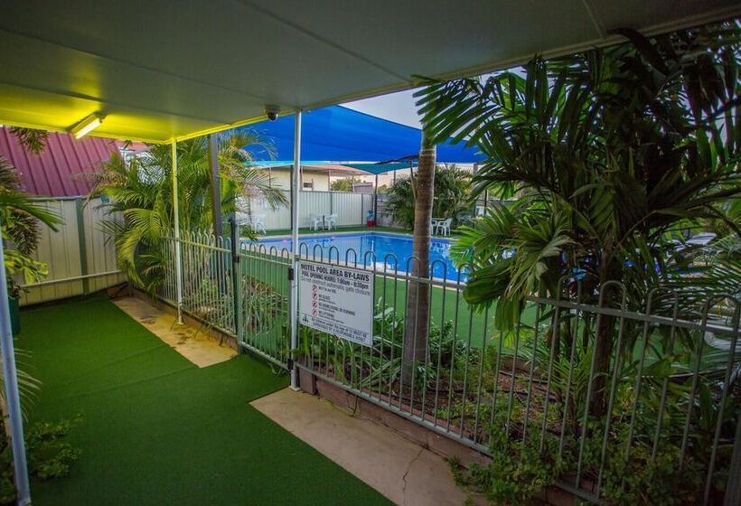 فندق على الطريق Fourth Avenue Motor Inn