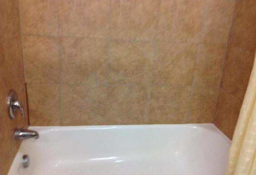 فندق على الطريق Yorktown Inn And Suites