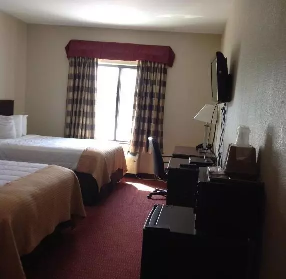 Motelli Yorktown Inn And Suites