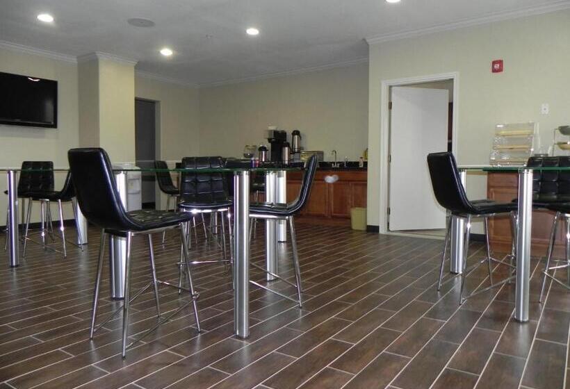 فندق على الطريق Yorktown Inn And Suites