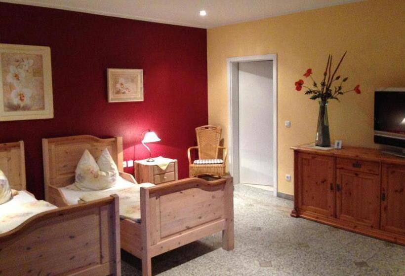 بنسيون La Lanterna