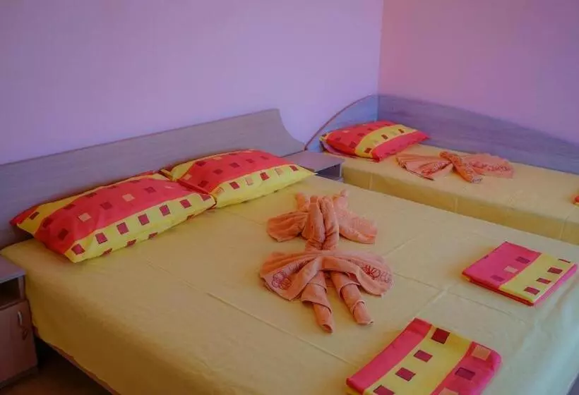 ペンション Tatyana Guest House