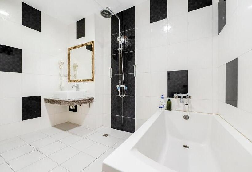 پانسیون Wei Yuan