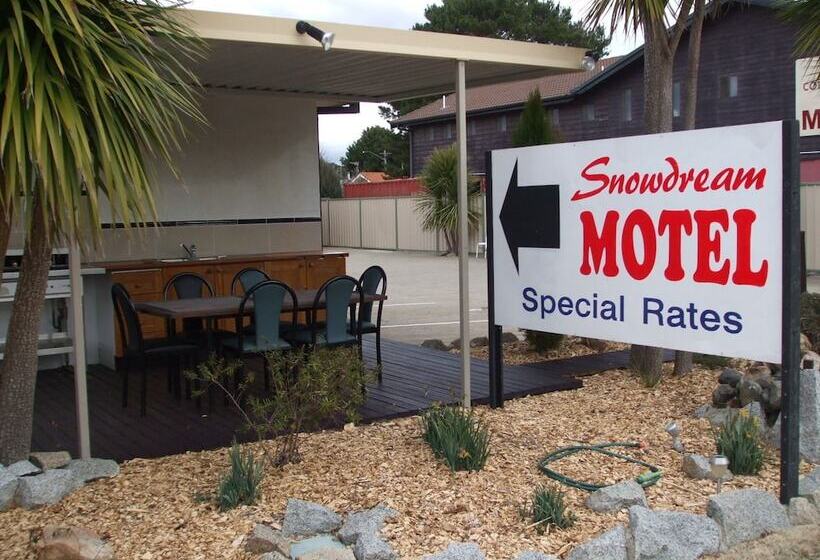 Snowdream Motel