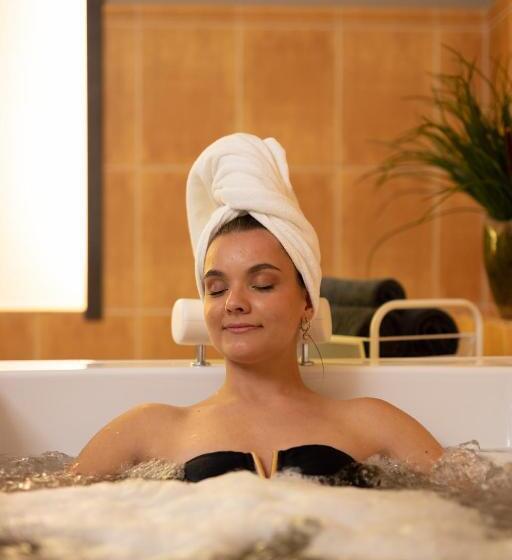 ö Seaside Suites & Spa