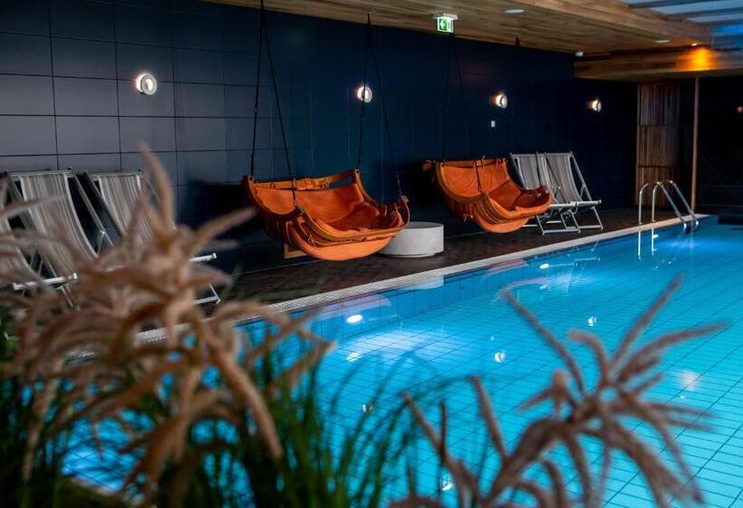 ö Seaside Suites & Spa