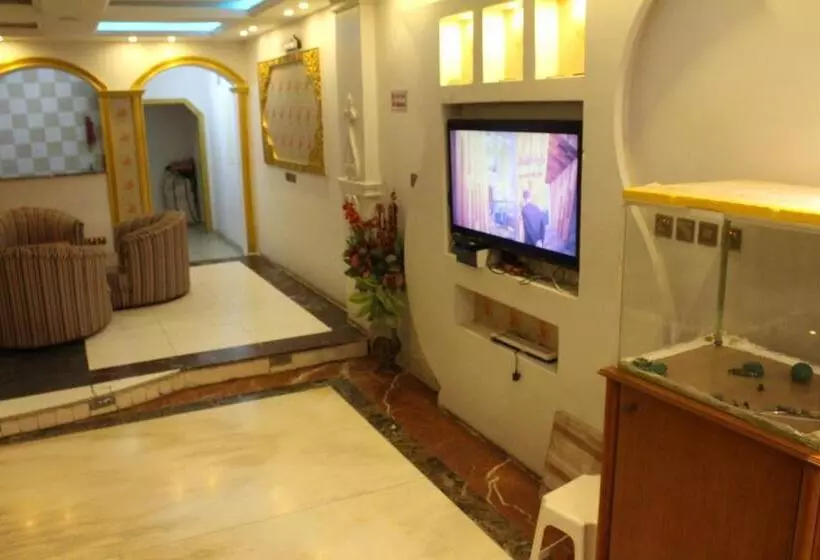 Al Fanar Al Alamaya 3  Hay Aa Malakeya Entrance