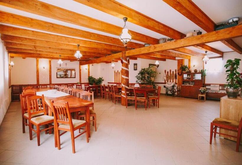 تختخواب و صبحانه Bosnyák Panzió