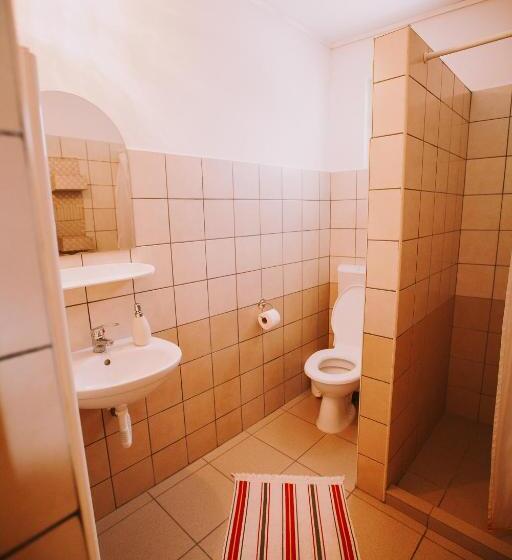 تختخواب و صبحانه Bosnyák Panzió