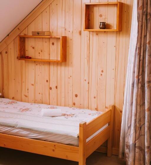 تختخواب و صبحانه Bosnyák Panzió