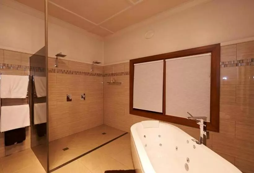 Aamiaismajoitus (B&B) Cable Station Accommodation