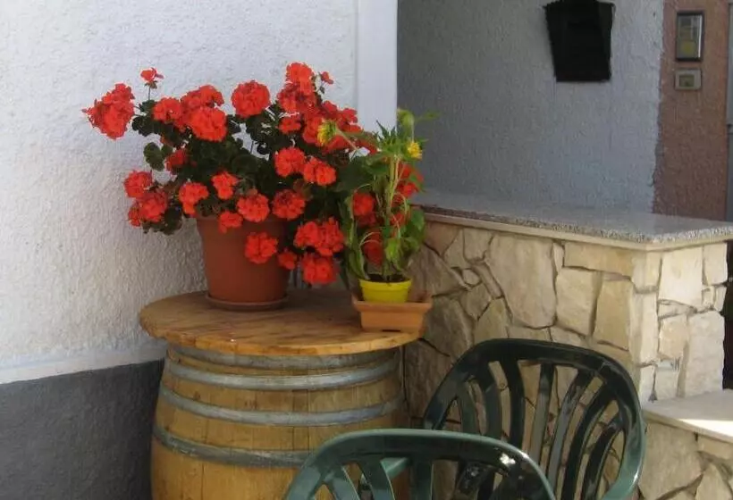 Hotelli Albergo Bellaria