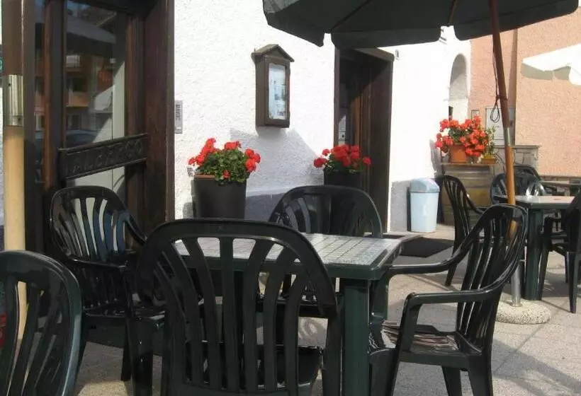 Hotelli Albergo Bellaria