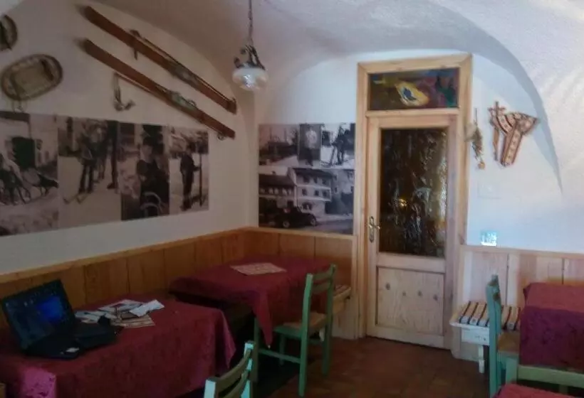 Hotelli Albergo Bellaria