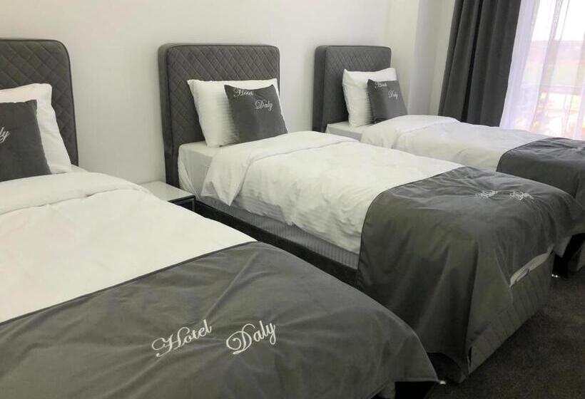 Hotel Daly