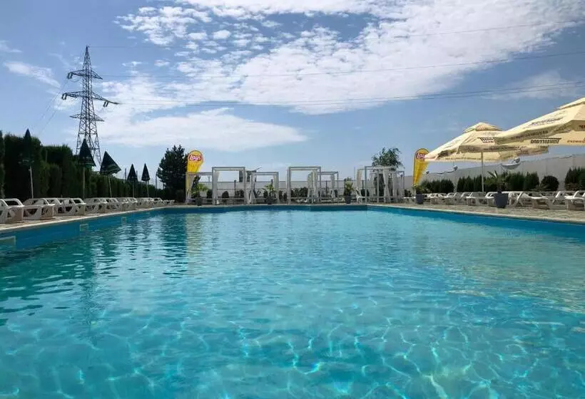 هتل Daly