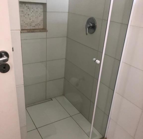 בית מלון כפרי Roni