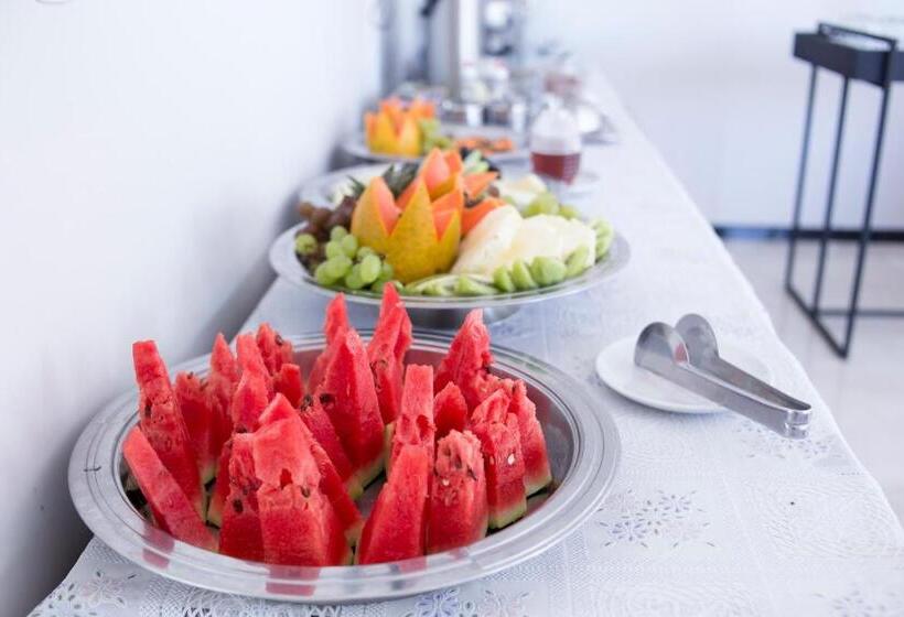 בית מלון כפרי Roni