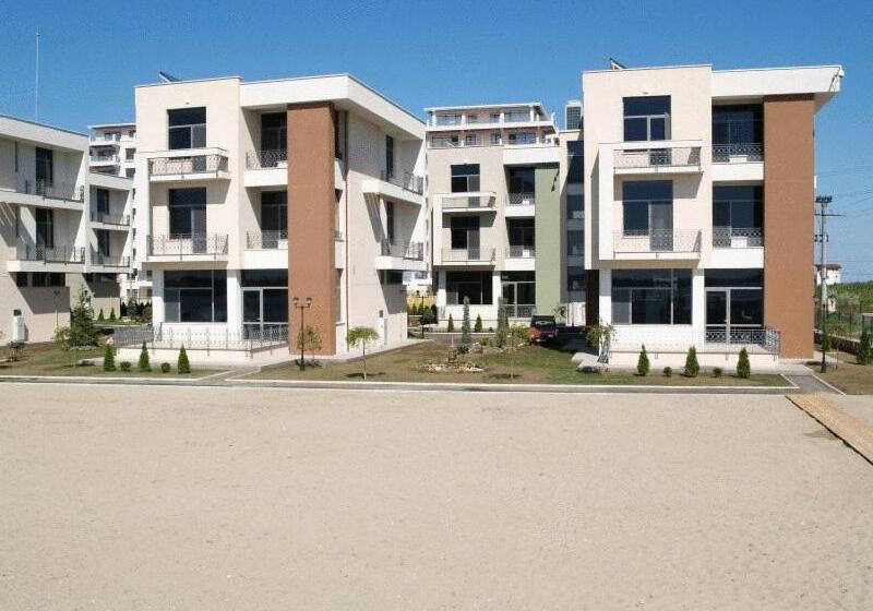 فندق Verona Villas Complex