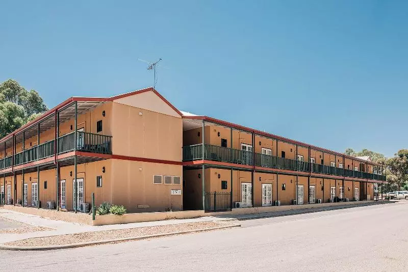 モーテル Settlers Hotel York