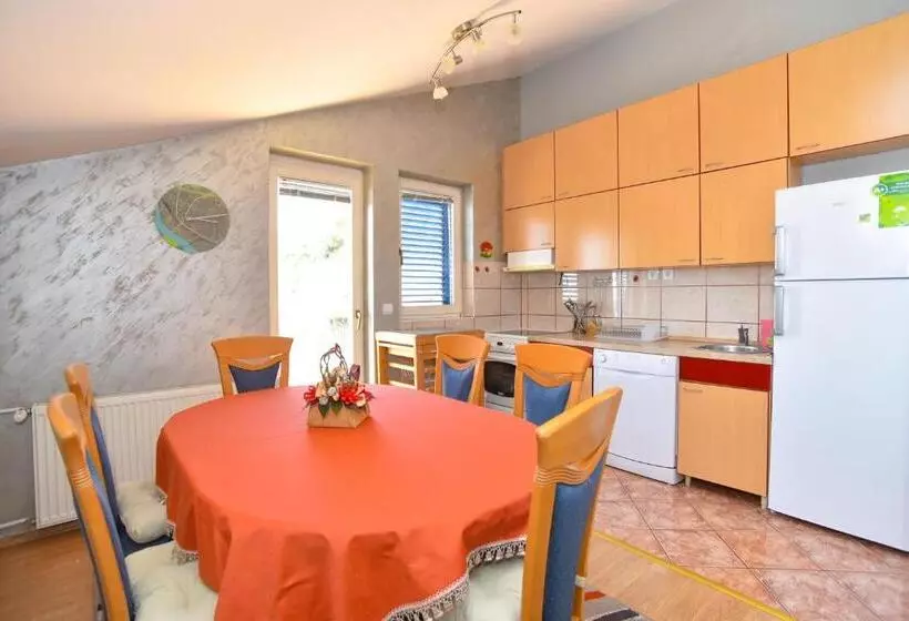 پانسیون Apartments And Rooms Drago