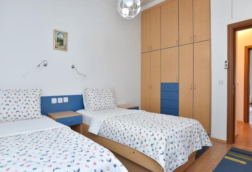 پانسیون Apartments And Rooms Drago