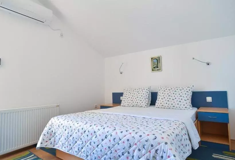 پانسیون Apartments And Rooms Drago