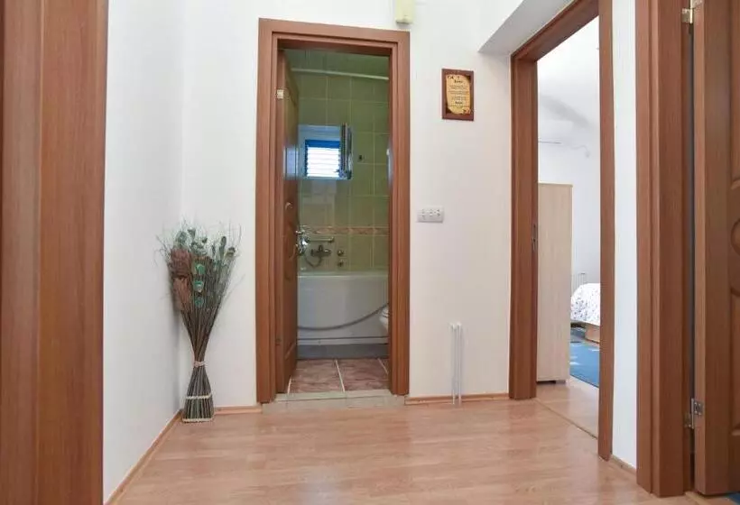پانسیون Apartments And Rooms Drago