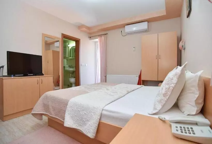 پانسیون Apartments And Rooms Drago
