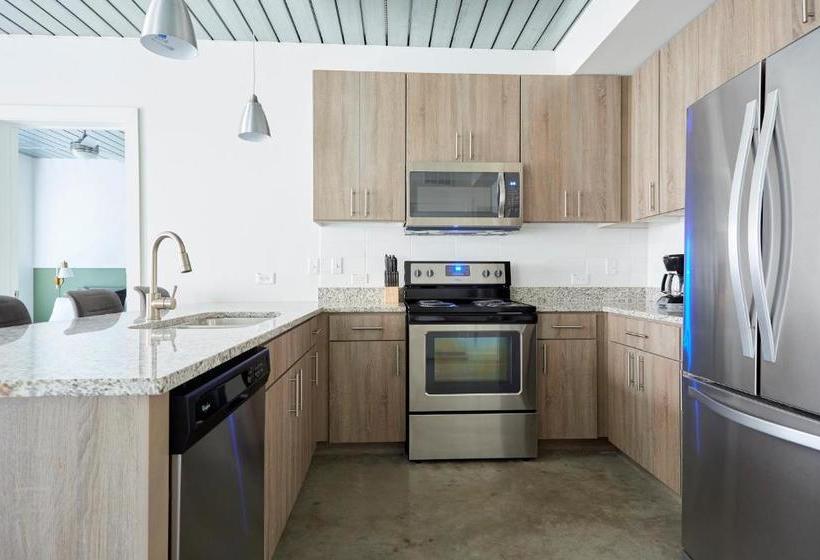 Sonder At Mid Main Lofts