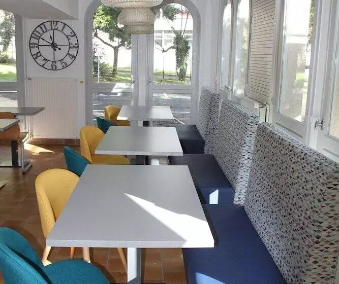 Auberge De Jeunesse D Orleans