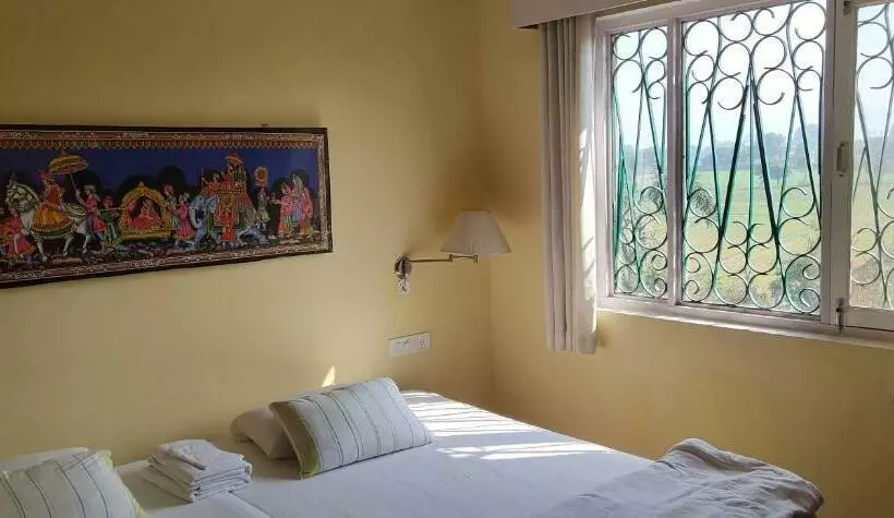Aamiaismajoitus (B&B) Lalita Homestay Countryside