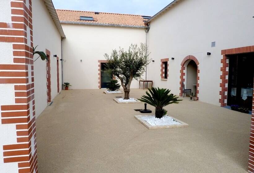 فندق La Bourrine