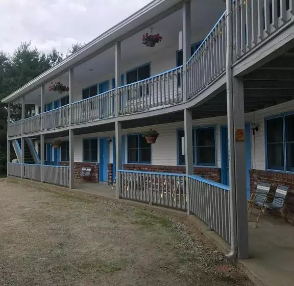 Motelli Four Seasons Motor Inn