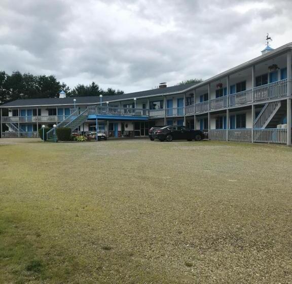 汽车旅馆 Four Seasons Motor Inn