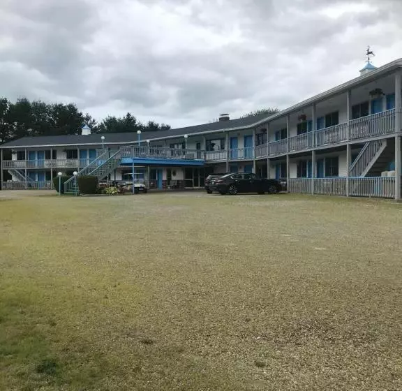 Motelli Four Seasons Motor Inn