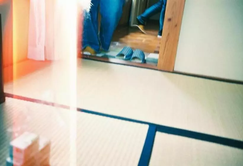 ペンション Tipy Records Inn Hanare