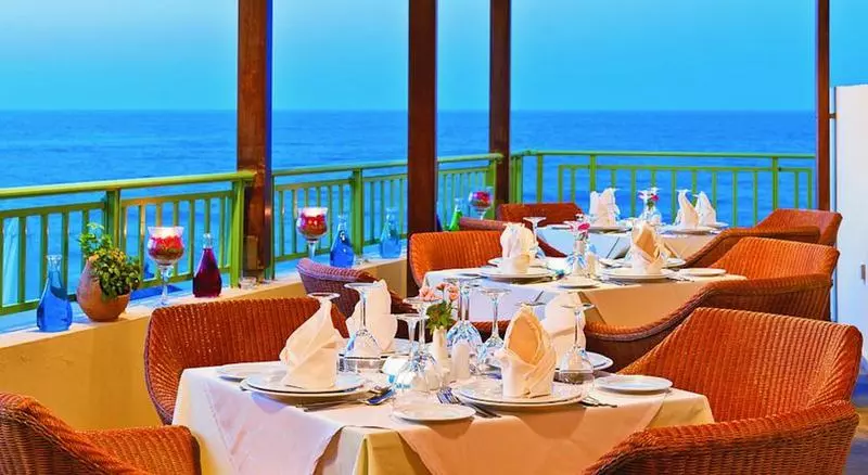 Giannoulis   Grand Bay Beach Resort