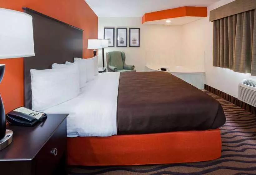 Hotelli Americinn By Wyndham Mora