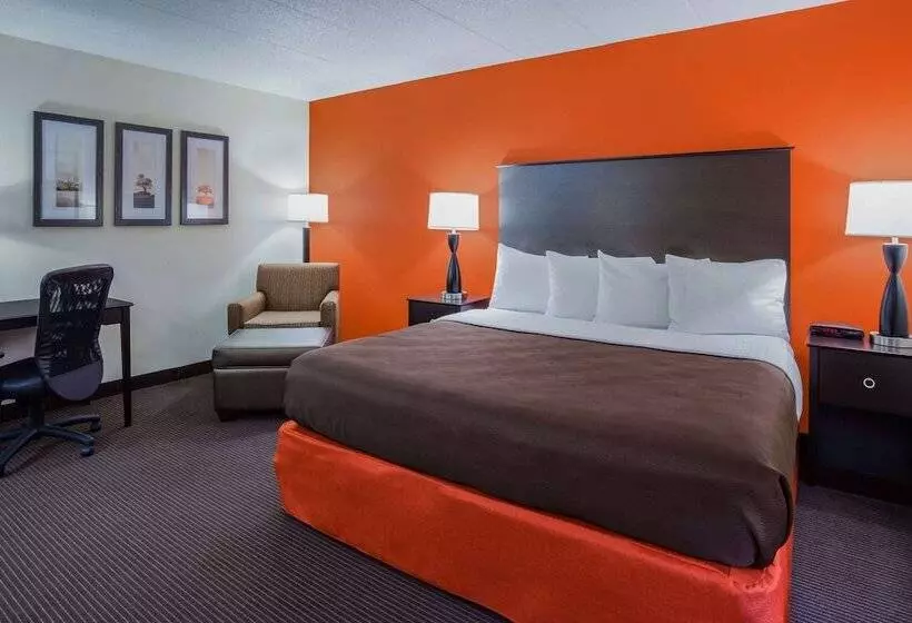 Hotelli Americinn By Wyndham Mora