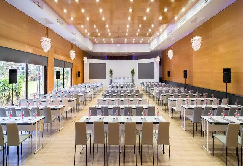 ホテル Barcelo Marbella